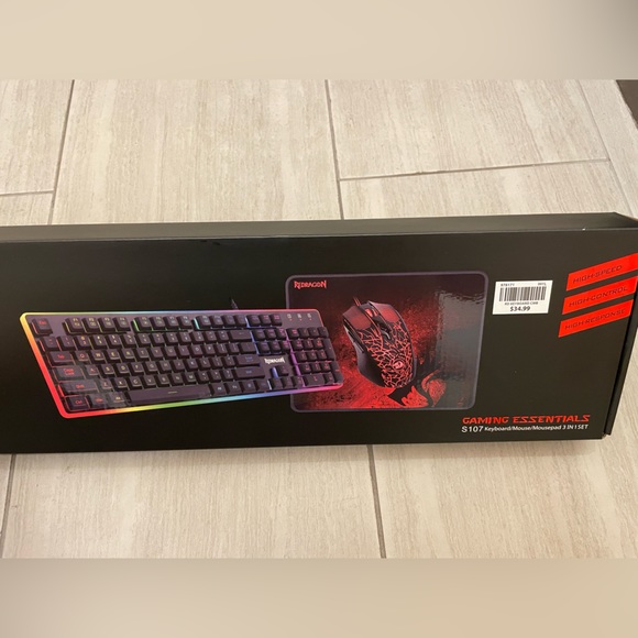 Redragon keyboard set - Picture 3 of 7